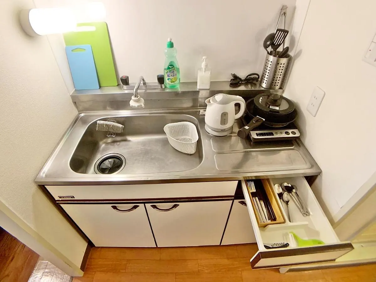 טוקיו Comptoir Room 402 0*,